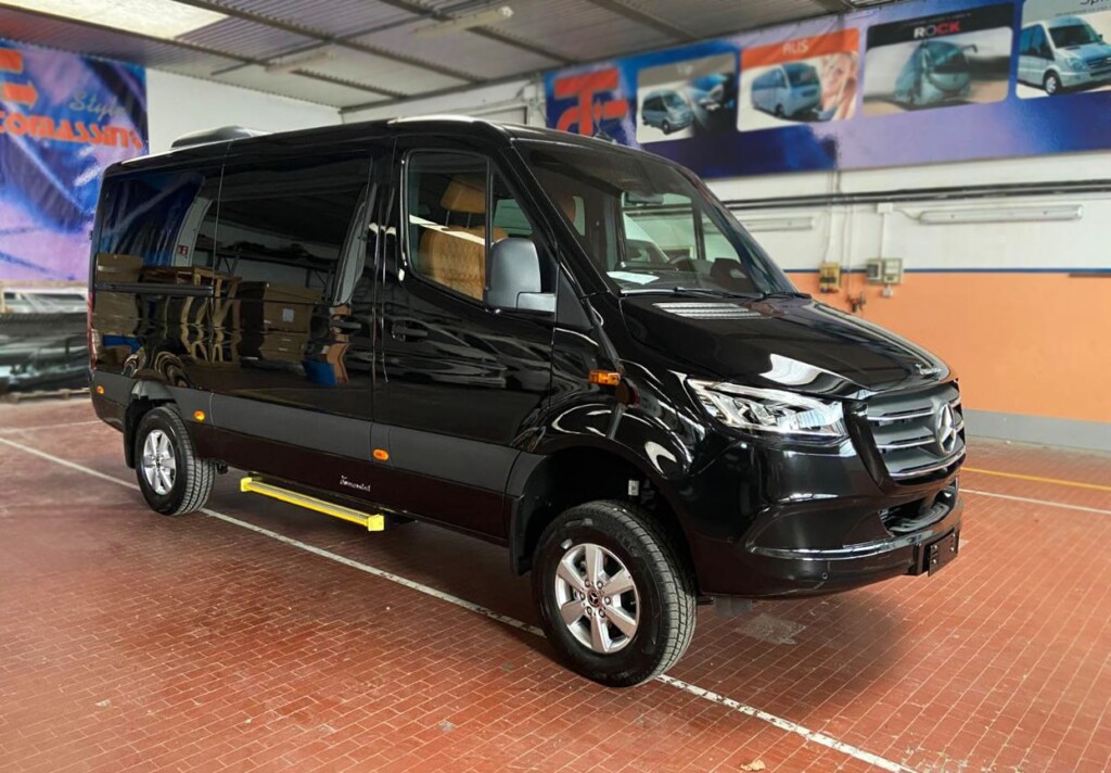 Book a Mercedes Sprinter from Venice